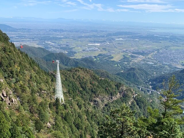 一ノ谷新道　恵比寿岩