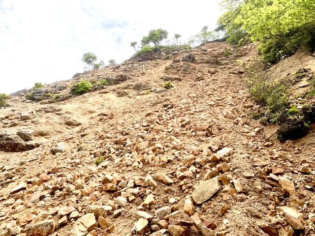 鎌ヶ岳のガレ場イメージ