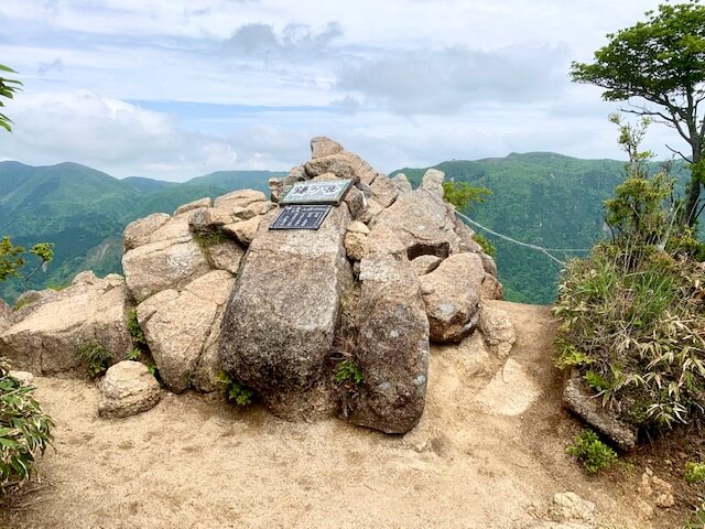 鎌ヶ岳山頂