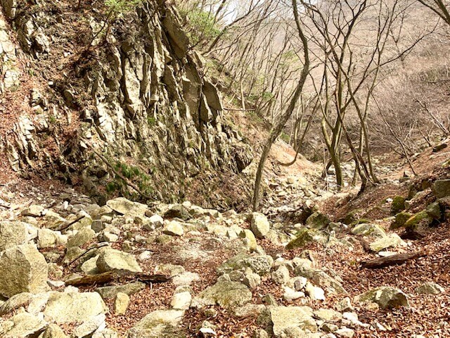 鎌ヶ岳の長石谷ルート