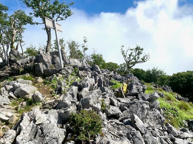 藤原岳の天狗岩