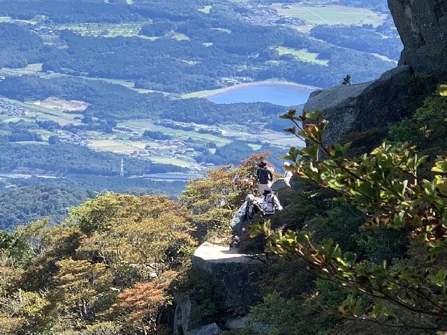 御在所岳のクサリ場