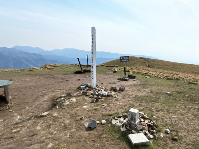 竜ヶ岳山頂のイメージ