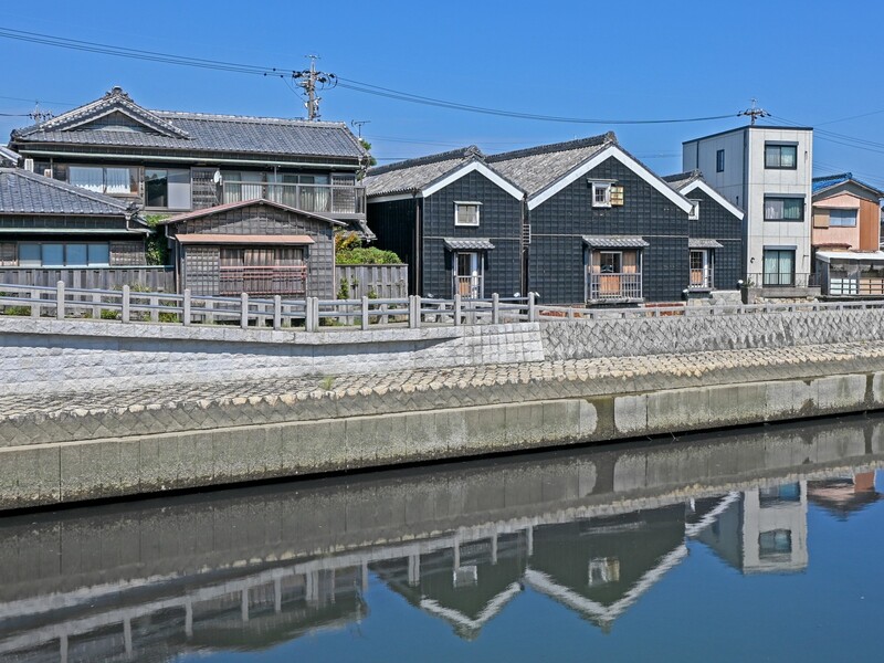 鳥羽水族館裏の路地